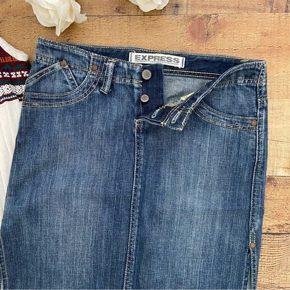 Skirt Denim Jean EXPRESS Stretch Mini Skirt with Large Slits on Each Side - Picture 7 of 12